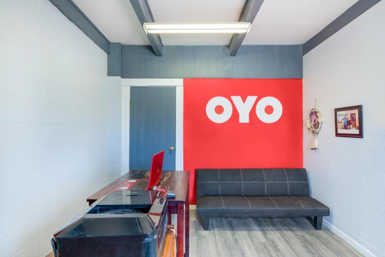 Oyo Hotel Hanksville, Ut Buitenkant foto