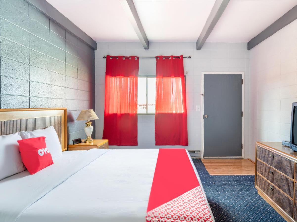 Oyo Hotel Hanksville, Ut Buitenkant foto