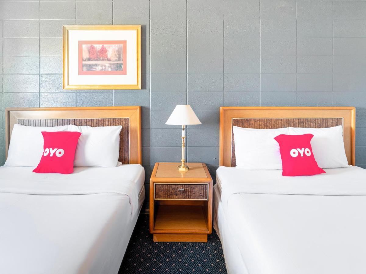 Oyo Hotel Hanksville, Ut Buitenkant foto
