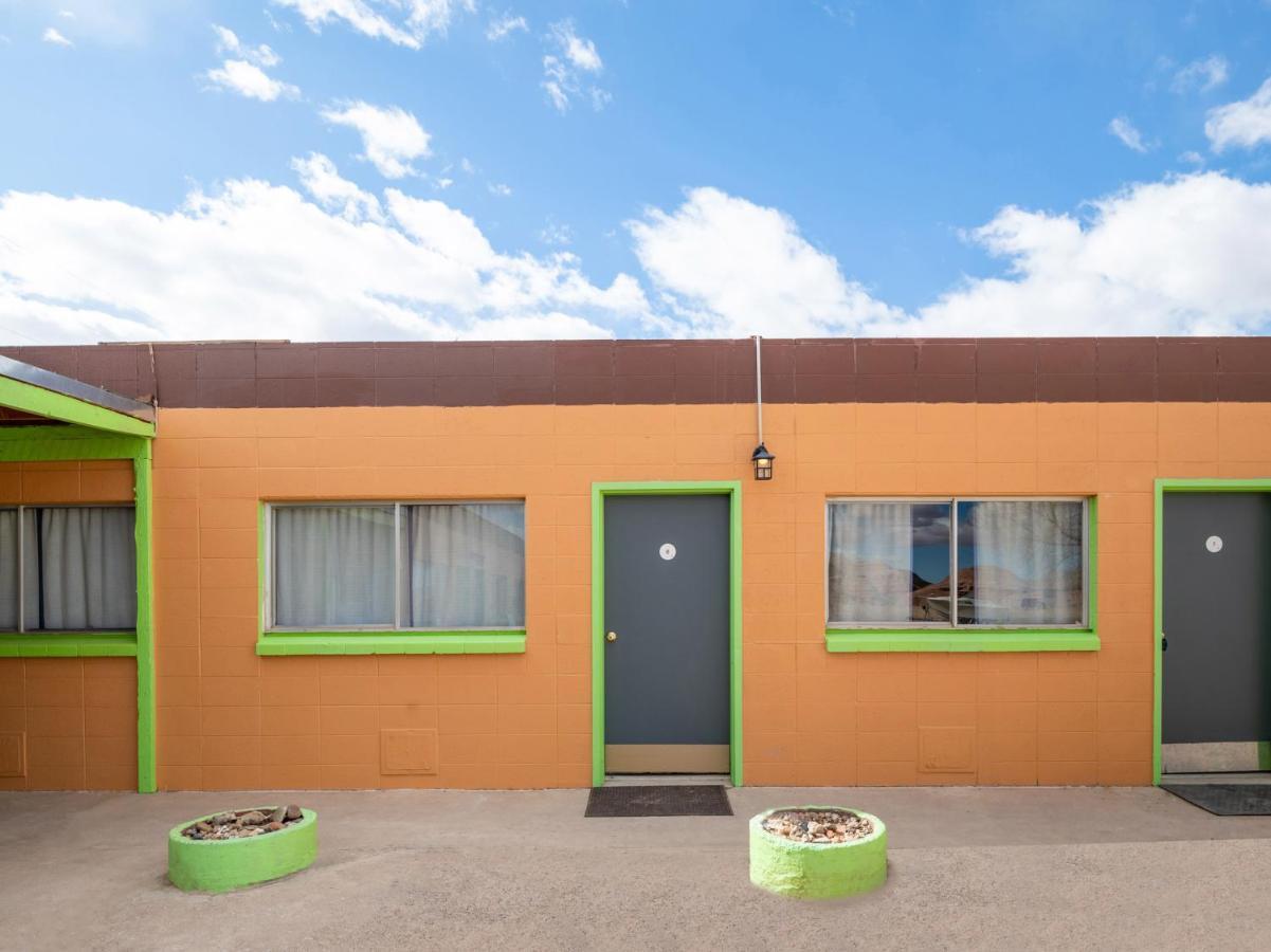 Oyo Hotel Hanksville, Ut Buitenkant foto